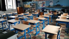 Salle de classe : école primaire publique