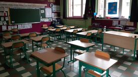 Salle de classe : école primaire publique