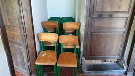 Ferme du Buffle réserve de chaises
