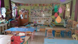 Classe de l'école maternelle publique